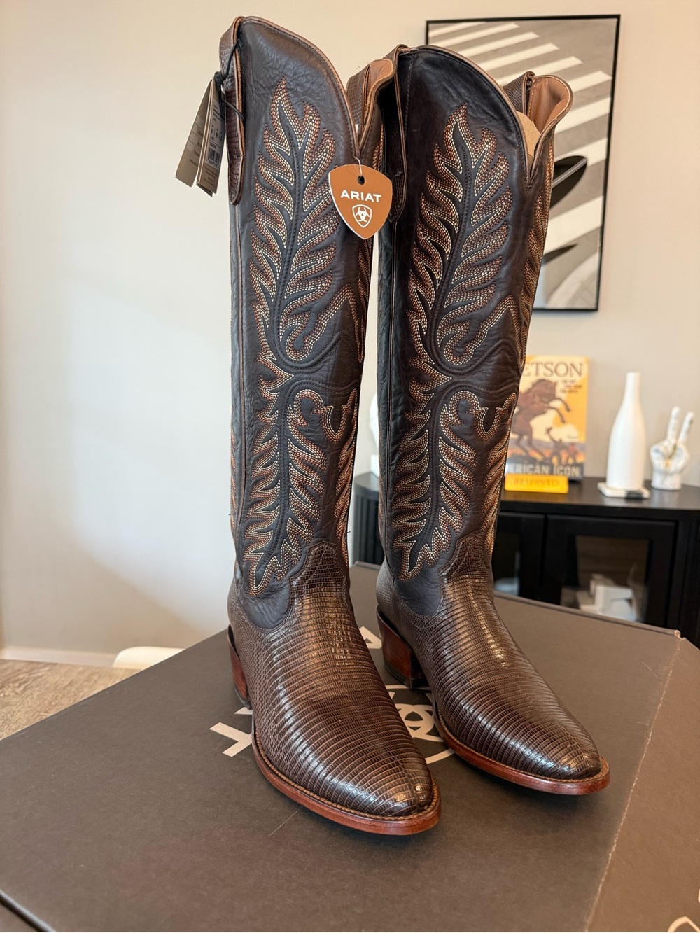 NWT Ariat Chocolate Brown Embossed Lizard-Texture Knee-High Western Boot SZ 9 - Picture 7 of 16